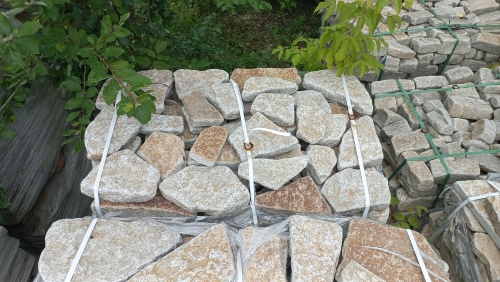 Гранитный плитняк галтованный для парковки купить в Мегионе