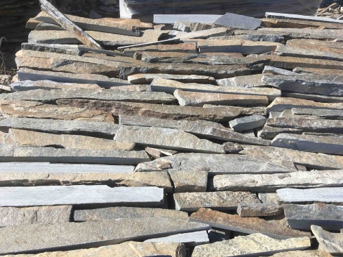 Горбушка златолит мультиколор для облицовки купить в Мегионе