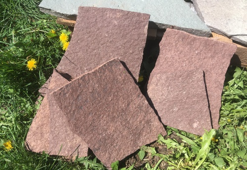 Плитняк лемезит бордовый для цоколя 1,5-2 см купить в Мегионе