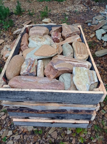 Златолит жёлтый, жёлто-зелёный глыбки и валуны для ланшафтного дизайна купить в Мегионе