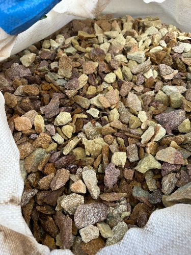 Златолит персиковый декоративная каменная крошка купить в Мегионе