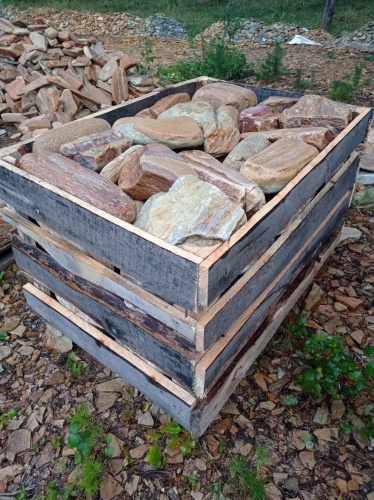 Златолит жёлтый, жёлто-зелёный глыбки и валуны для ланшафтного дизайна купить в Мегионе