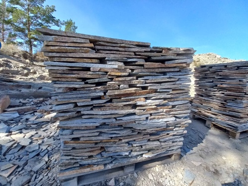 Плитняк златолит серебристый для фасада купить в Мегионе